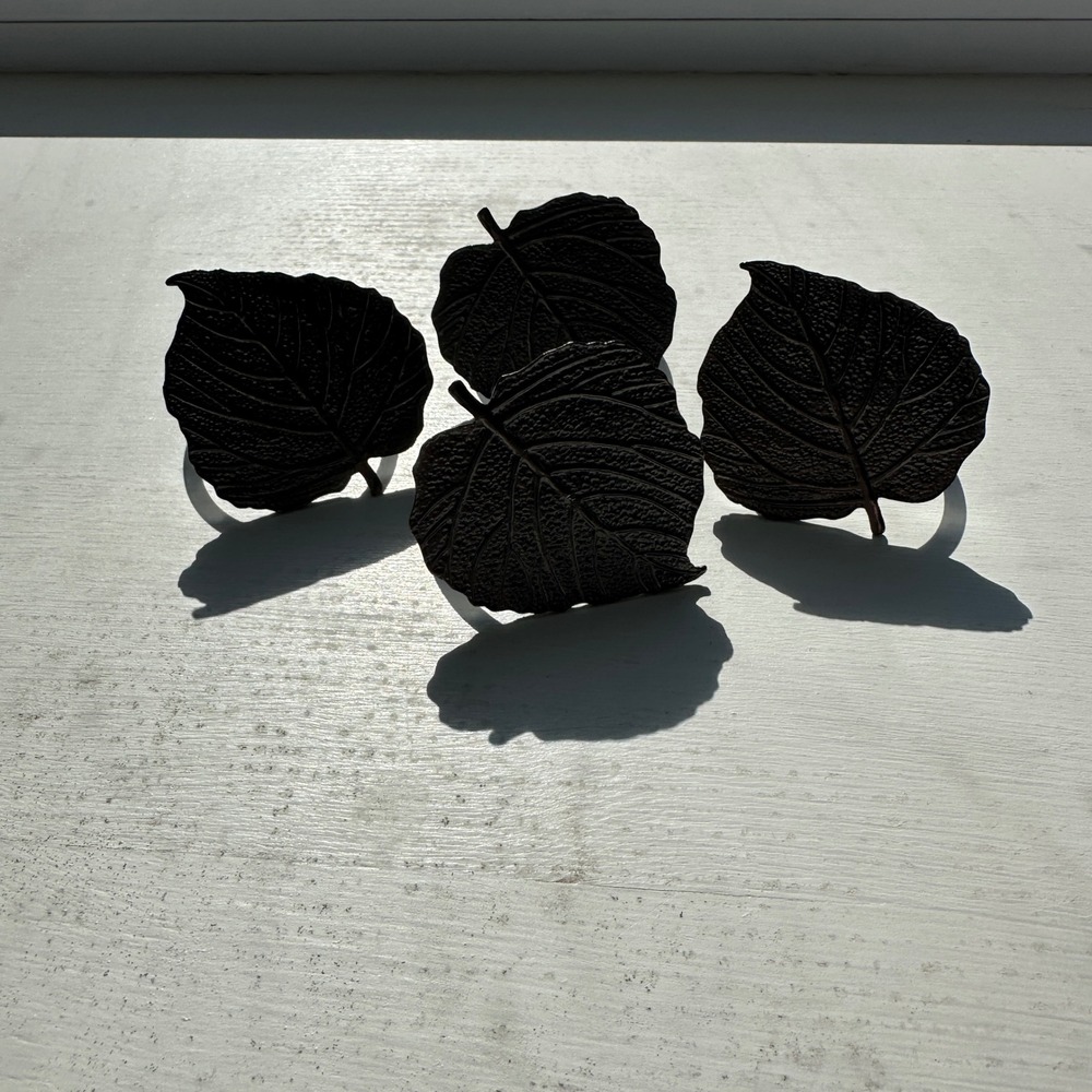 Set of 4 Fall Leaf Napkin Rings Matte Black Metal Autumn Table Decor